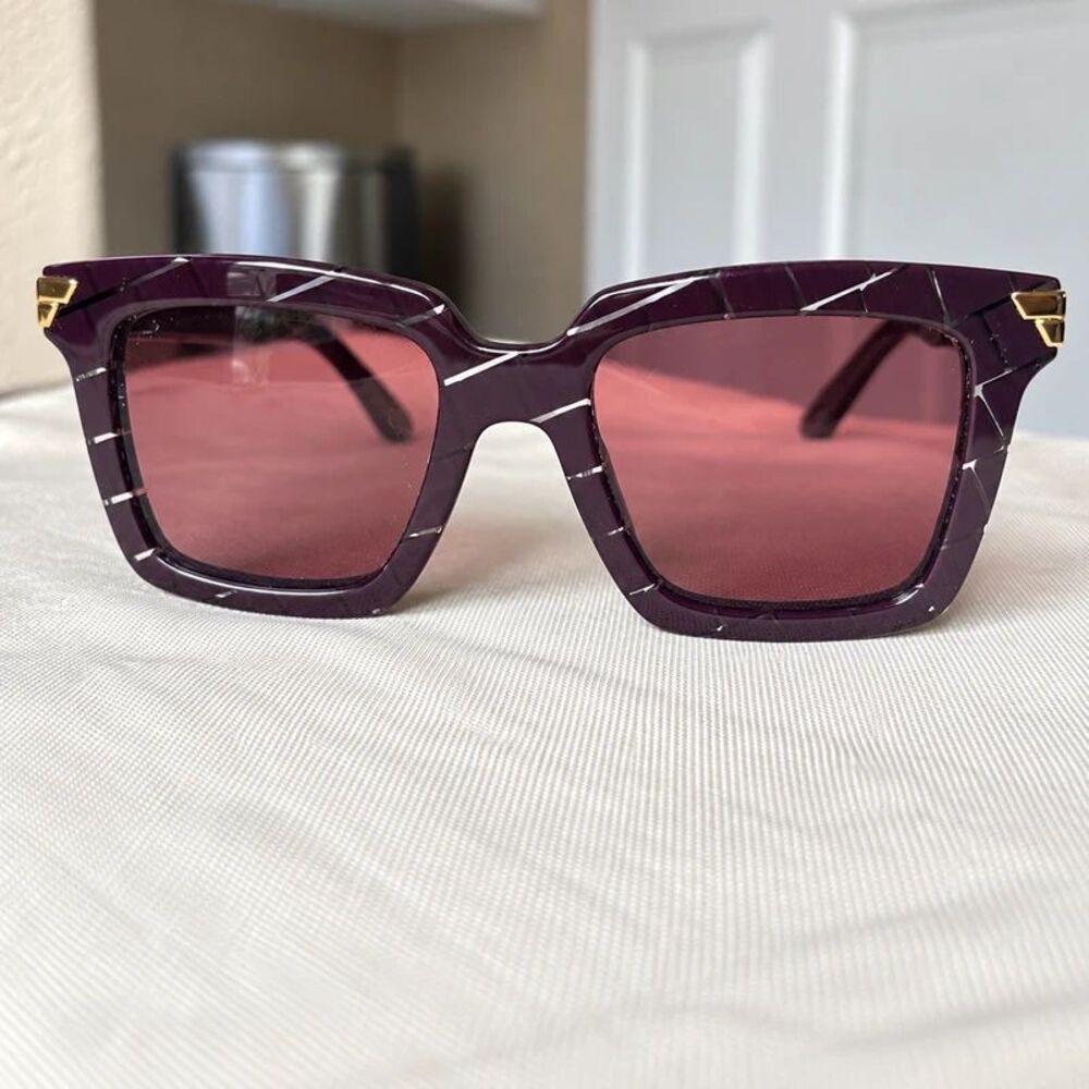 BOTTEGA VENETA BV1005S 009 Burgundy Pink Square Acetate Sunglasses 53-21-145